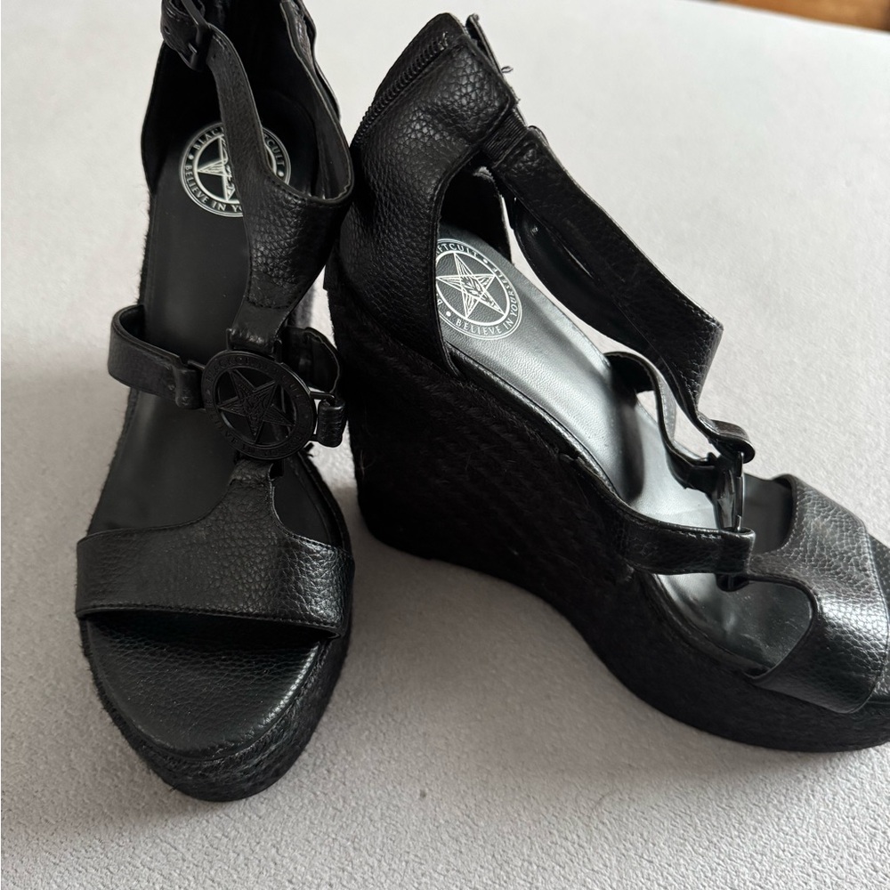Elegant Black Wedge Sandals